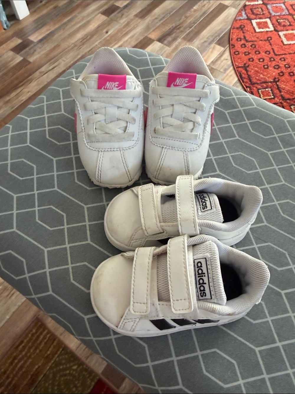 Kids shoe bundle (4&4.5)
adidas Kids White Sneakers with Black Stripes